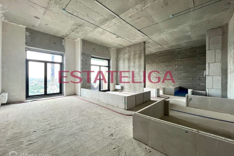 Продаётся 2-комнатная квартира, 70.4 м²