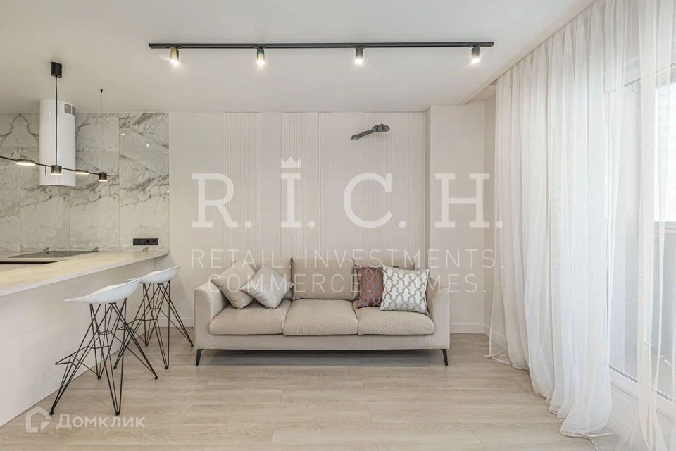 Продаётся 2-комнатная квартира, 71.5 м²