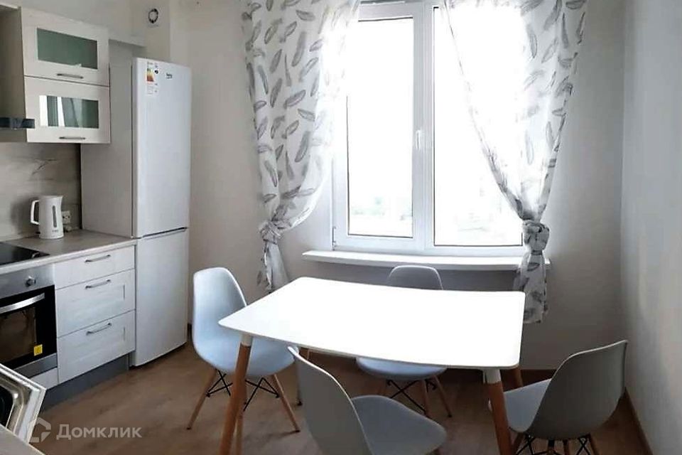 Сдаётся 2-комнатная квартира, 60 м²