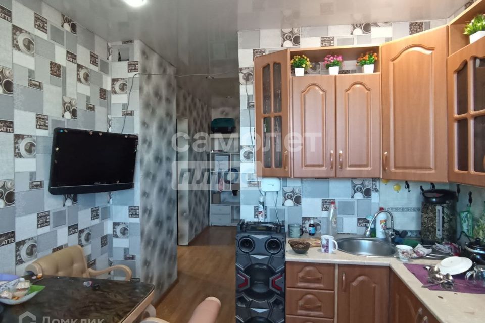 Продаётся 4-комнатная квартира, 79.2 м²