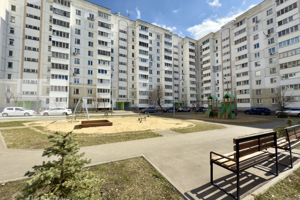 Продаётся 2-комнатная квартира, 67.9 м²