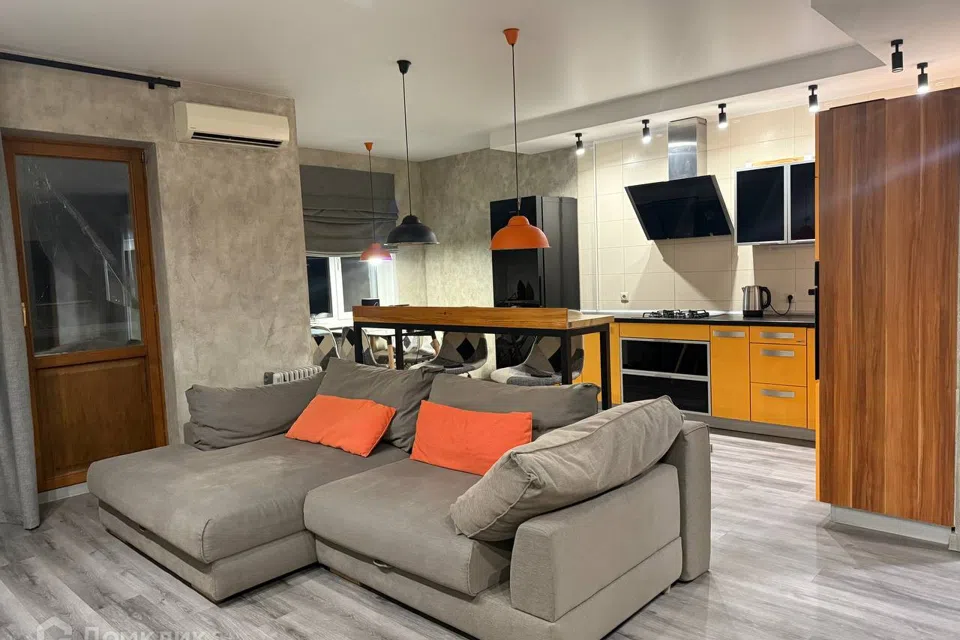 Продаётся 3-комнатная квартира, 84 м²