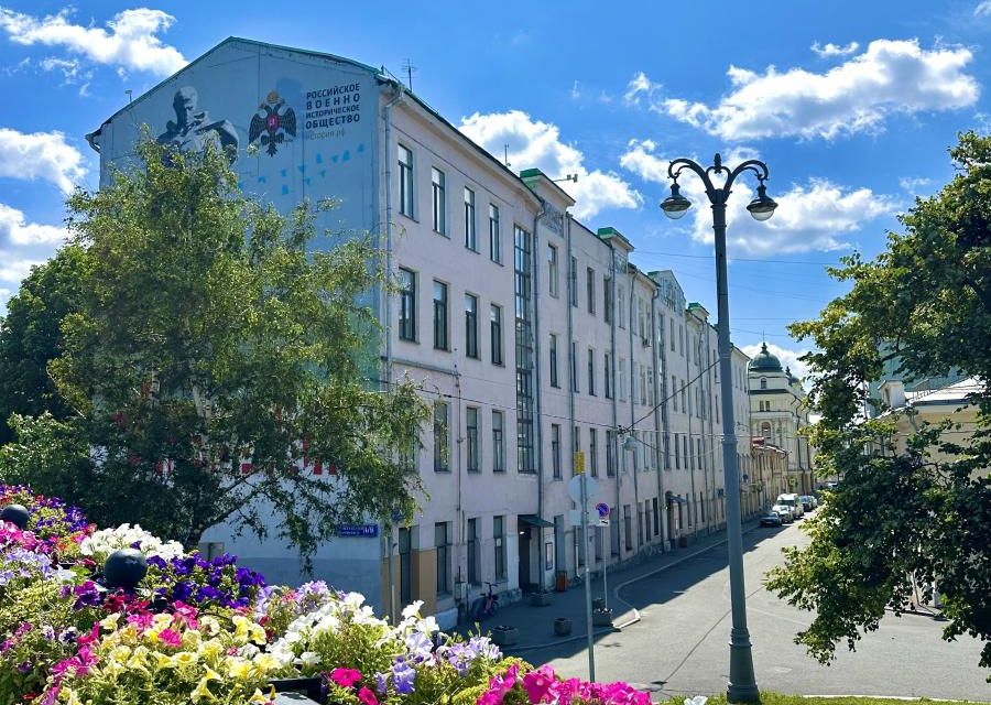 Продаётся 4-комнатная квартира, 89.9 м²