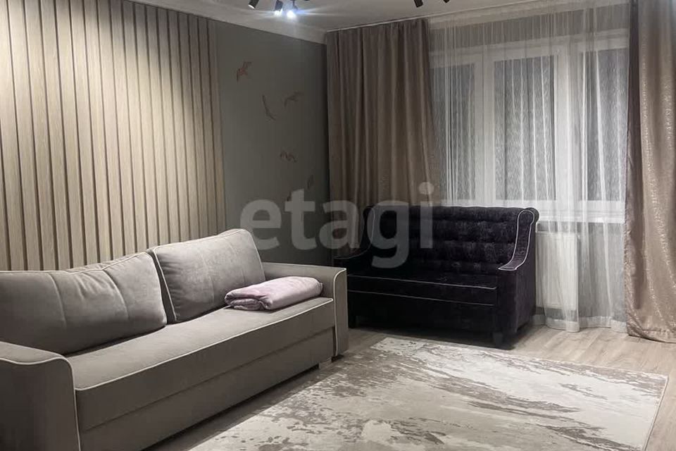Продаётся 2-комнатная квартира, 71 м²