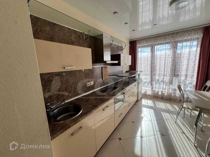 Продаётся 2-комнатная квартира, 62.8 м²