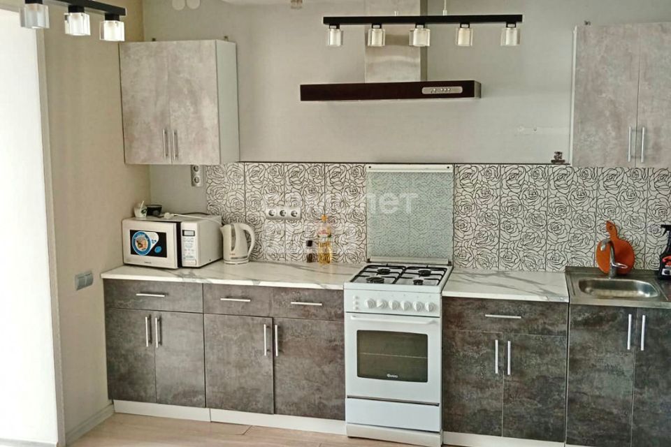 Сдаётся 2-комнатная квартира, 60 м²