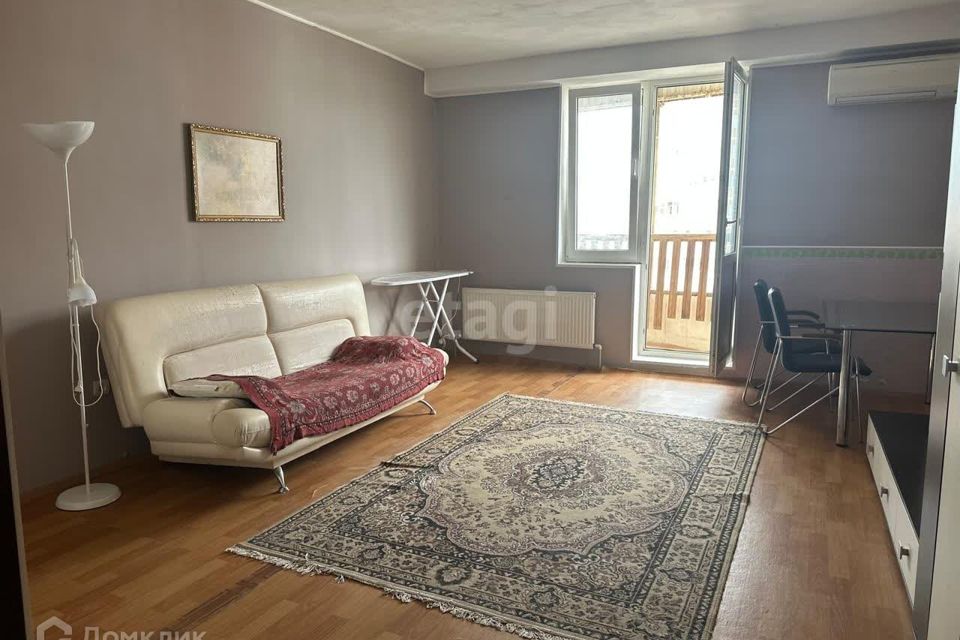Продаётся 2-комнатная квартира, 66 м²