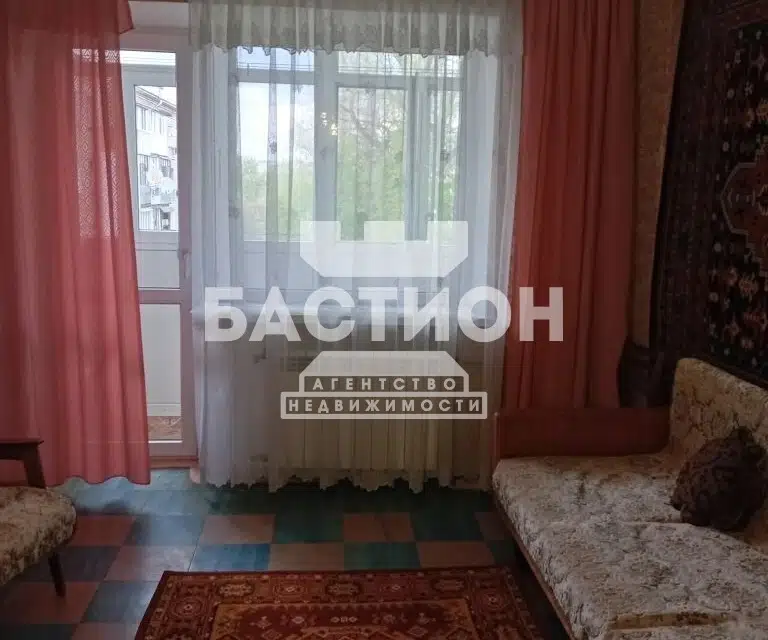 Продаётся 3-комнатная квартира, 55.6 м²