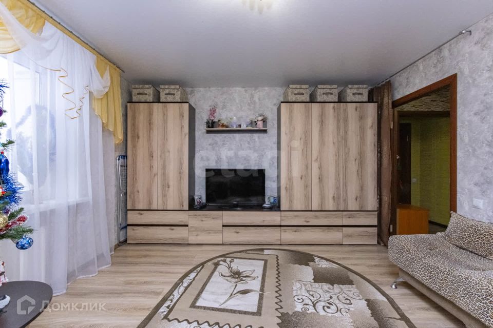 Продаётся 1-комнатная квартира, 41.3 м²