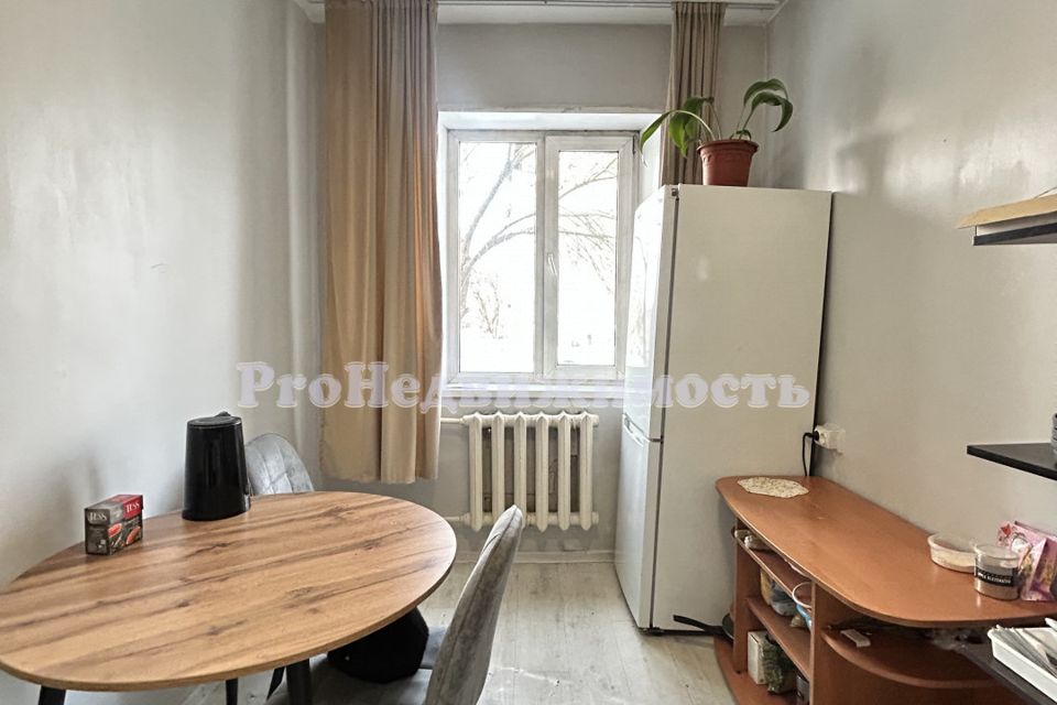Продаётся 3-комнатная квартира, 70.8 м²