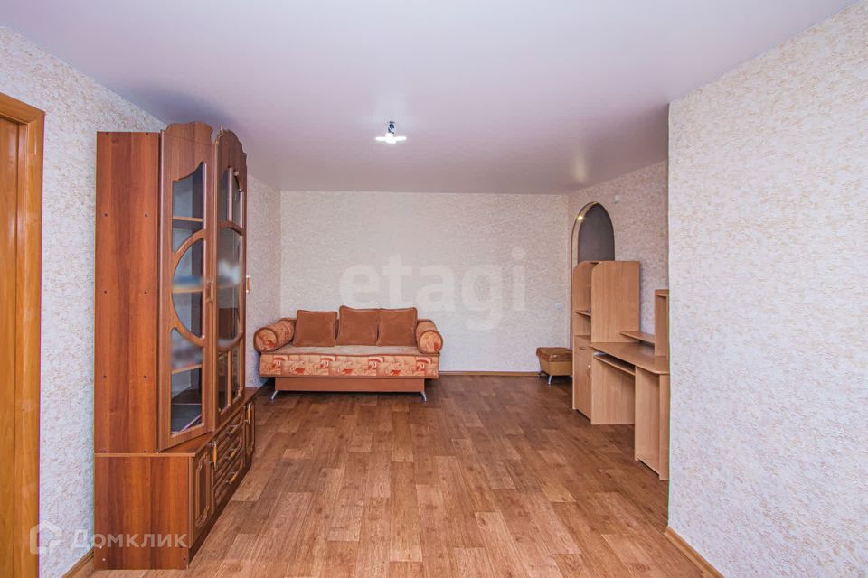 Продаётся 3-комнатная квартира, 52.6 м²