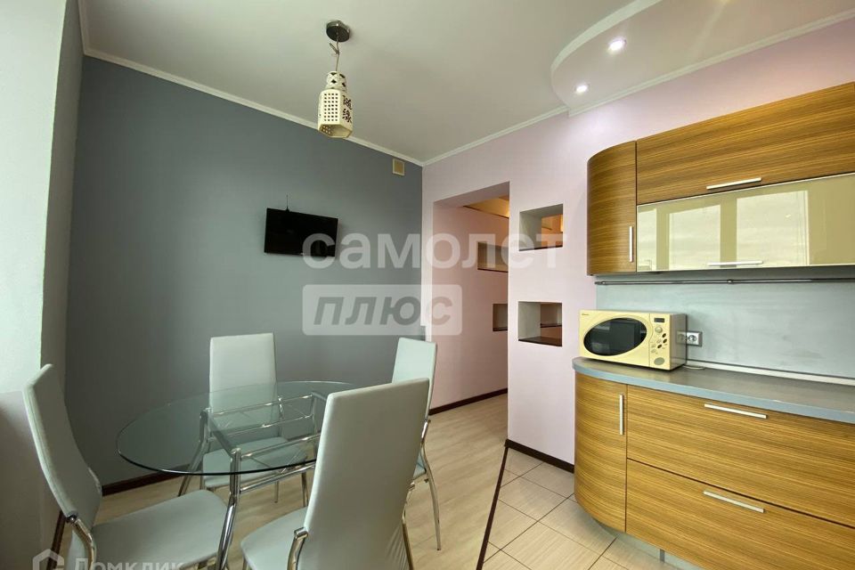 Продаётся 2-комнатная квартира, 72.3 м²