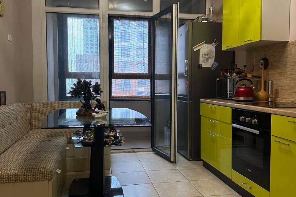Продаётся 1-комнатная квартира, 48.5 м²