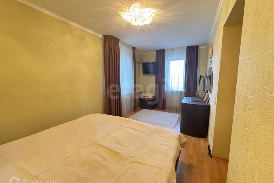 Продаётся 3-комнатная квартира, 81 м²
