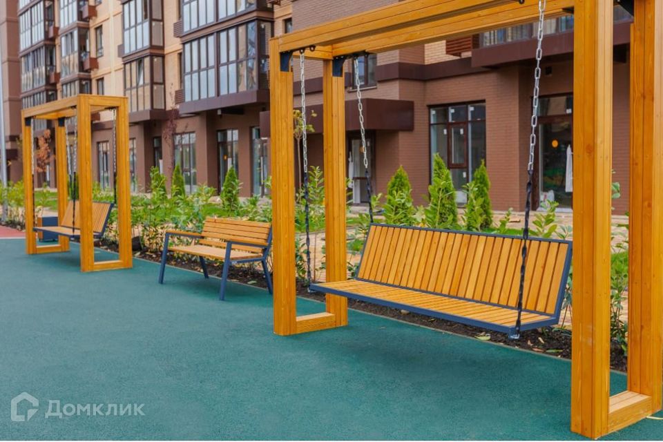 Продаётся 2-комнатная квартира, 66.4 м²
