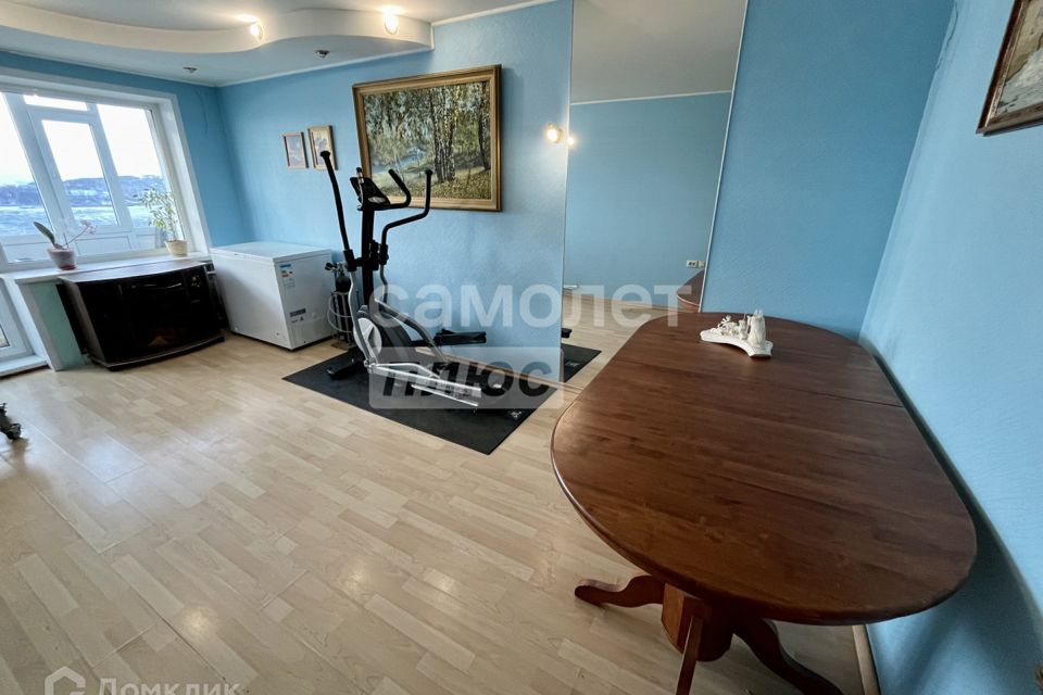 Продаётся 4-комнатная квартира, 92.9 м²