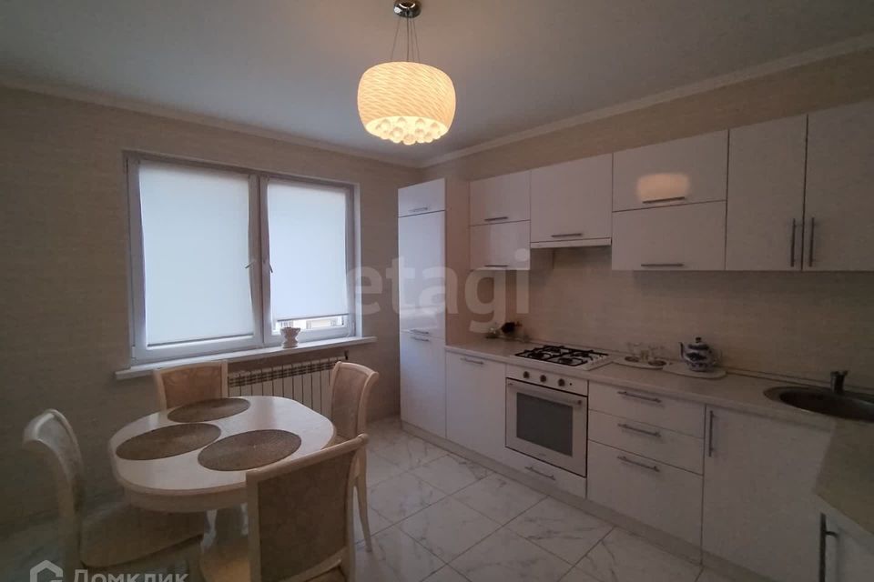 Продаётся 1-комнатная квартира, 55.5 м²
