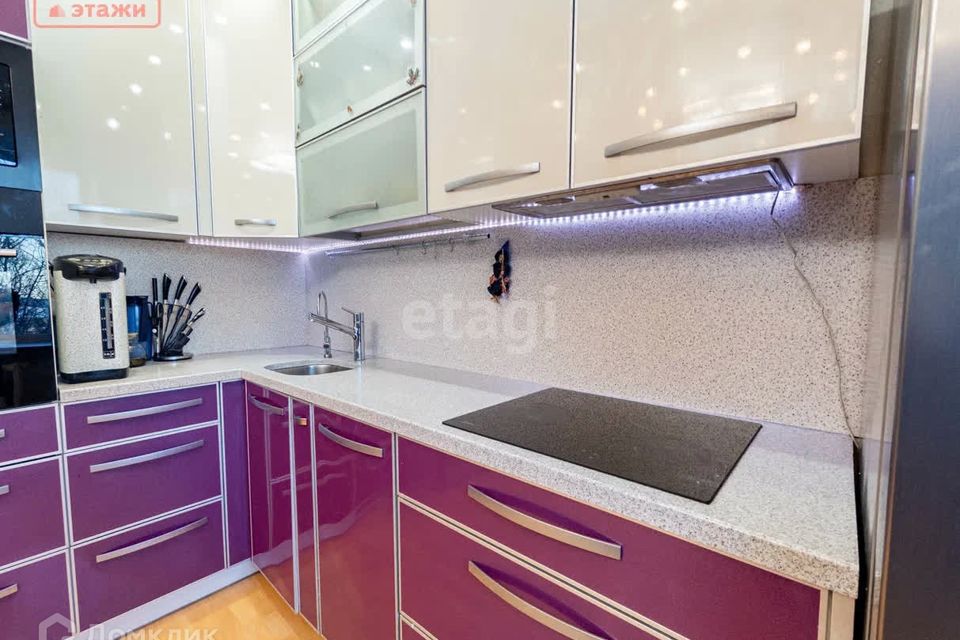 Продаётся 3-комнатная квартира, 91.7 м²