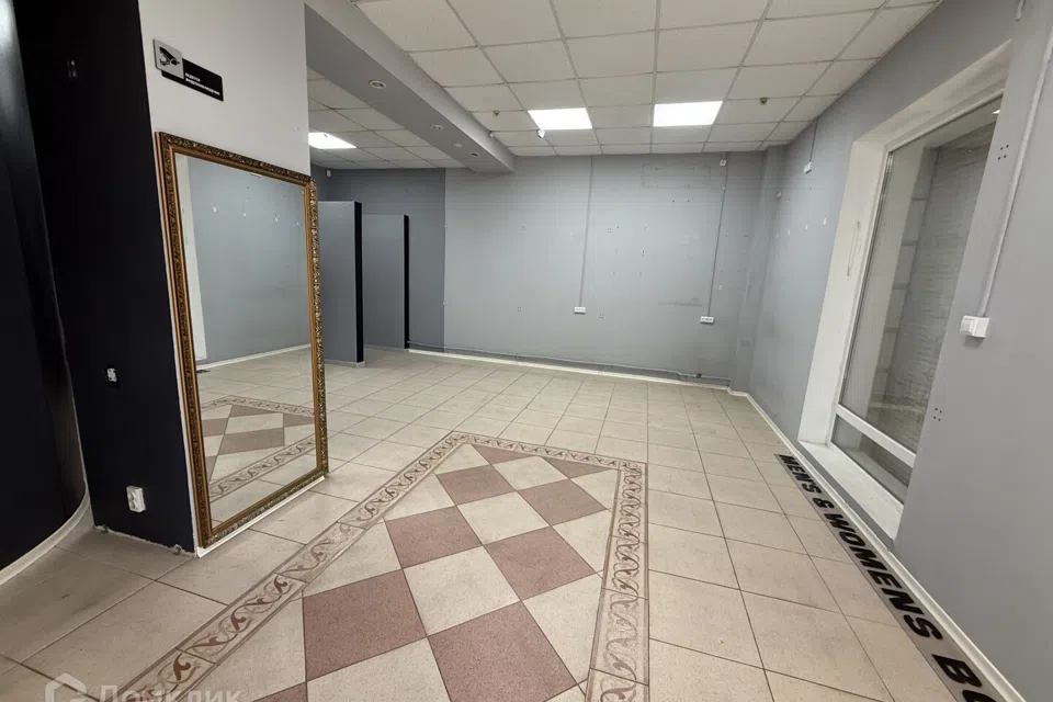 Сдаётся помещение своб. назначения, 114 м²