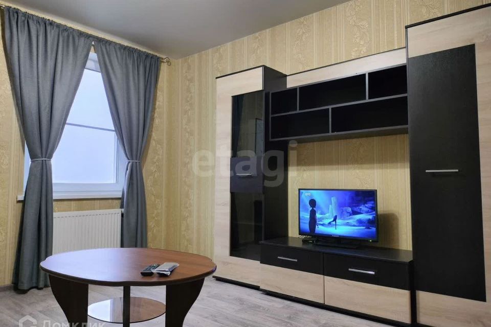 Сдаётся 2-комнатная квартира, 58 м²