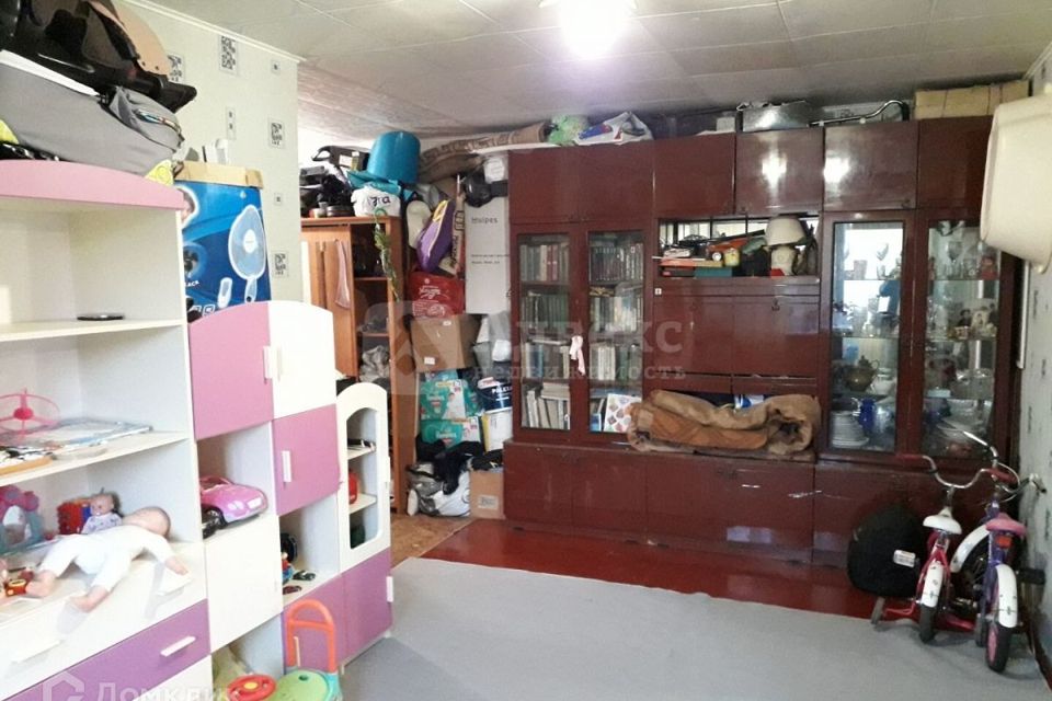 Продаётся 4-комнатная квартира, 61.2 м²