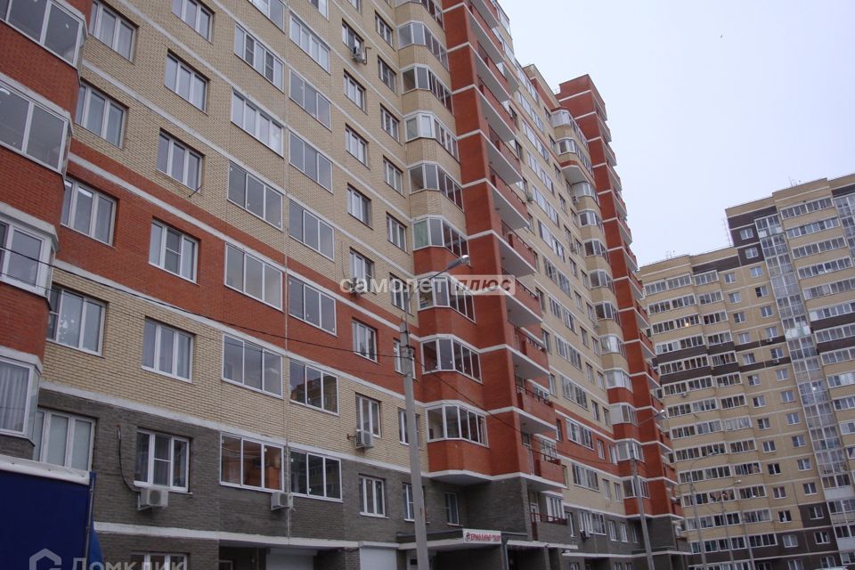 Продаётся 1-комнатная квартира, 38.5 м²