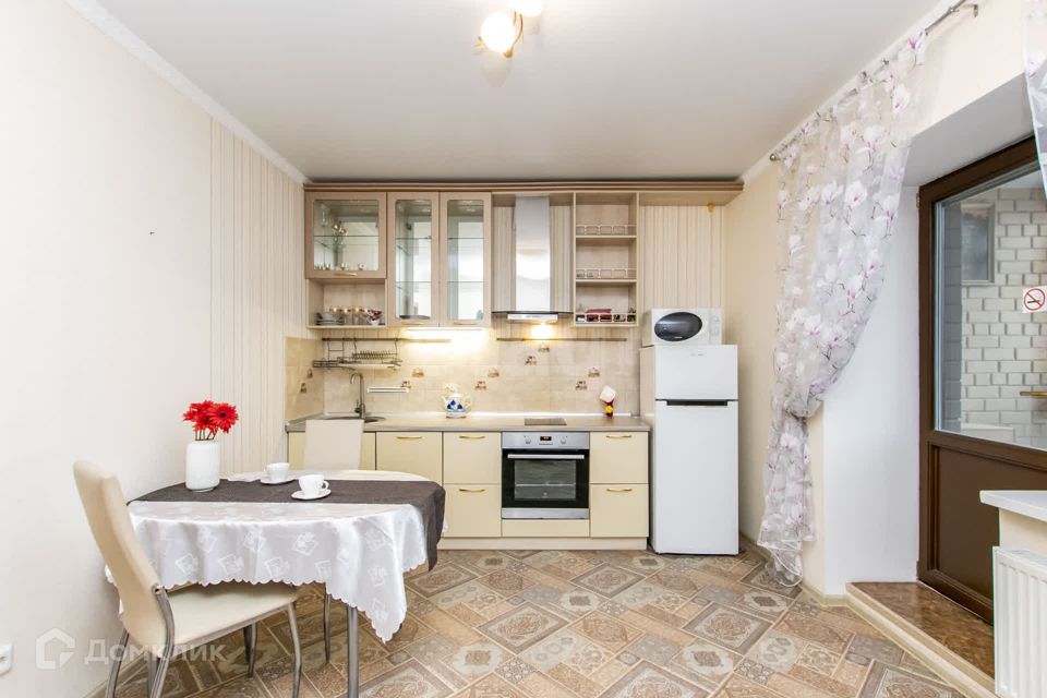 Продаётся 1-комнатная квартира, 48.5 м²