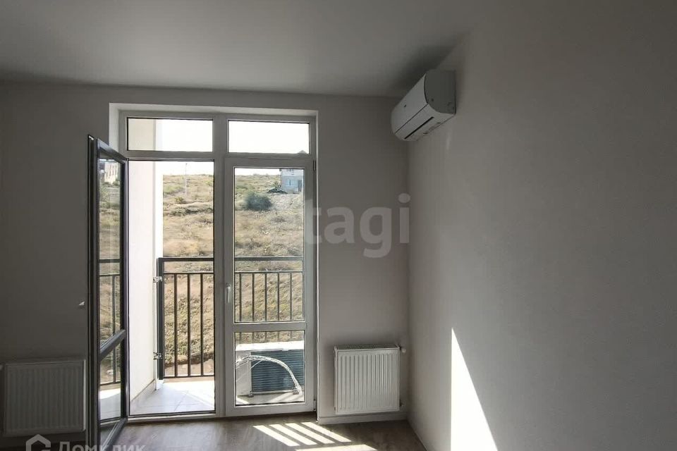 Продаётся 1-комнатная квартира, 42 м²