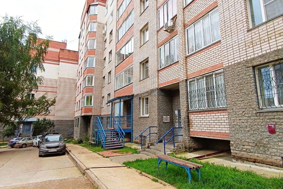 Продаётся 1-комнатная квартира, 49.33 м²