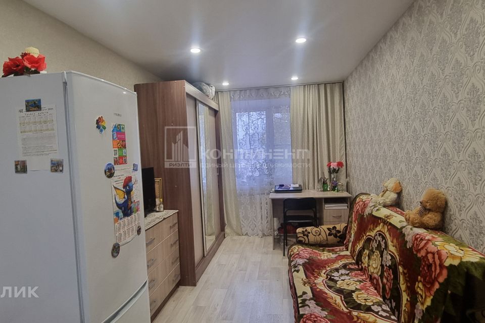 Продаётся 3-комнатная квартира, 60.5 м²