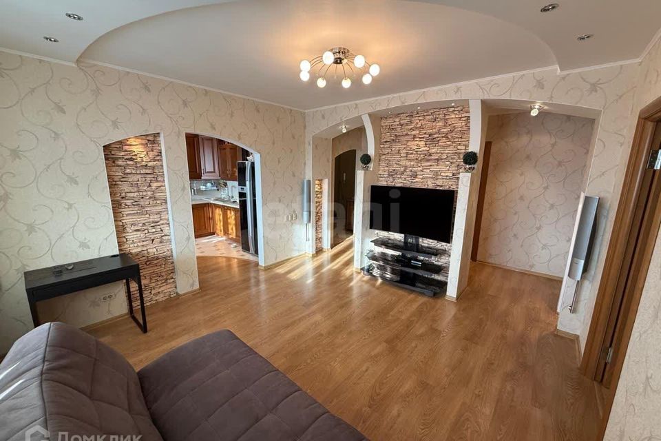 Продаётся 3-комнатная квартира, 82.7 м²