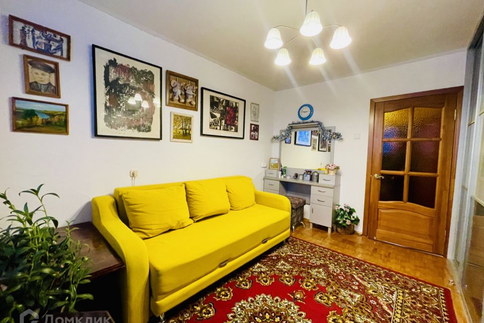 Продаётся 3-комнатная квартира, 70.3 м²
