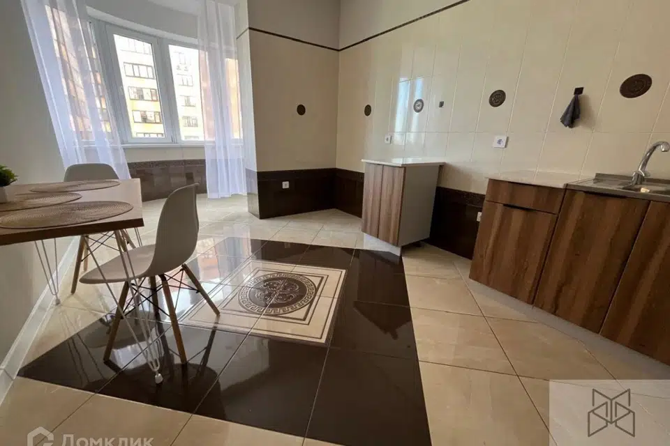 Продаётся 1-комнатная квартира, 45.3 м²