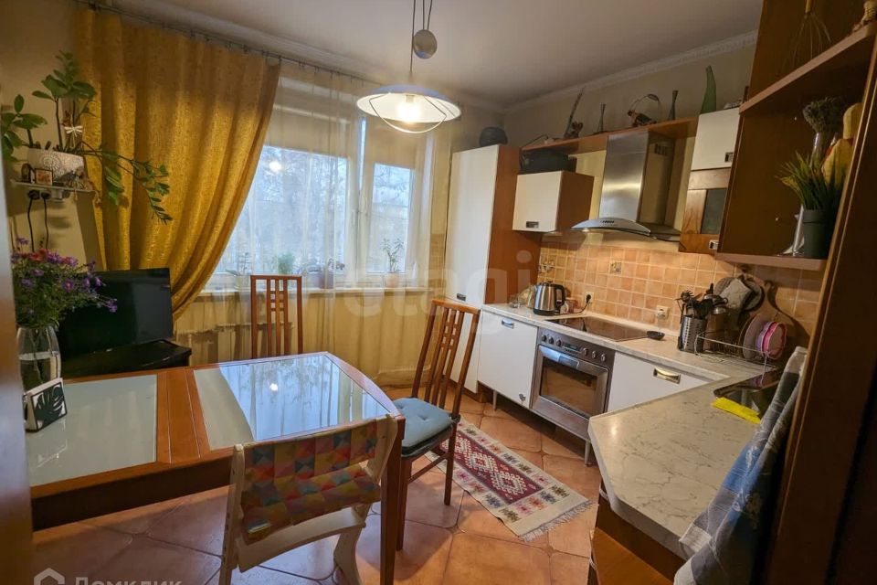 Продаётся 2-комнатная квартира, 56.1 м²