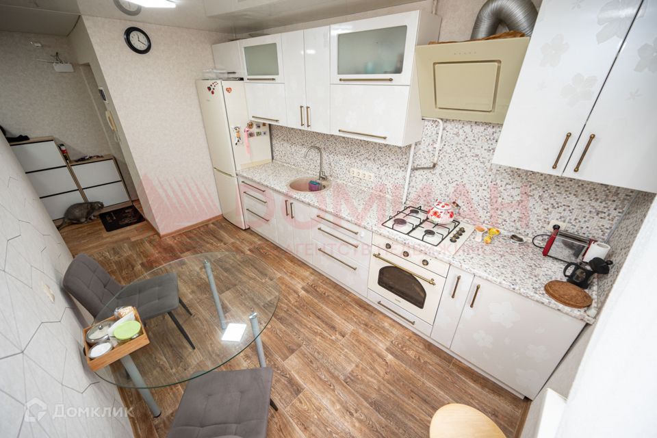 Продаётся 3-комнатная квартира, 62.9 м²