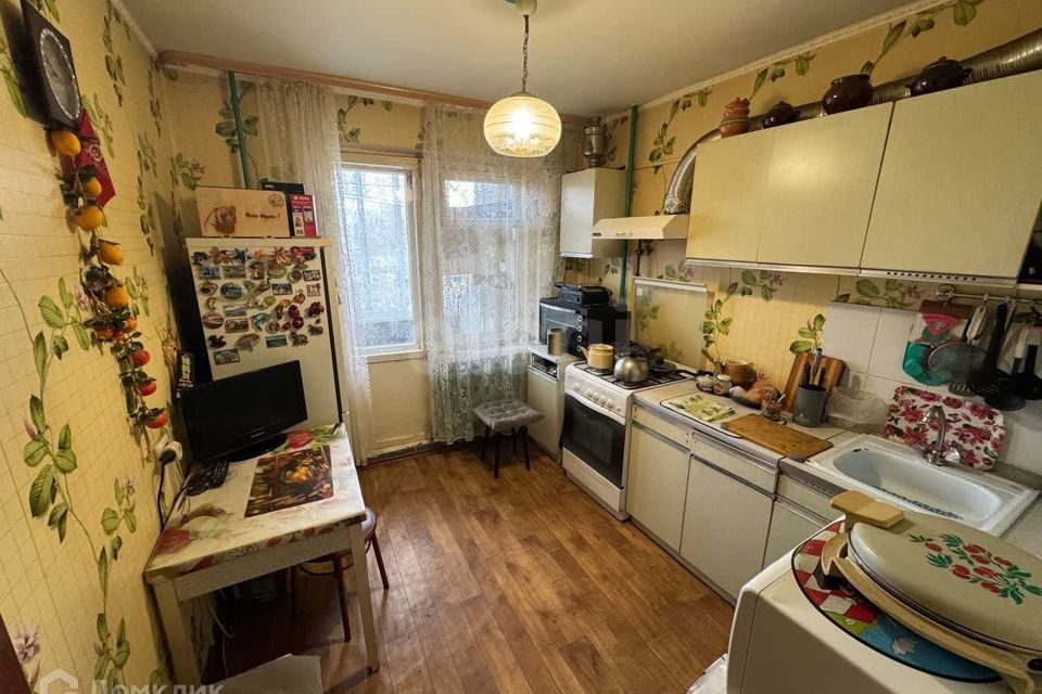 Продаётся 4-комнатная квартира, 90.9 м²