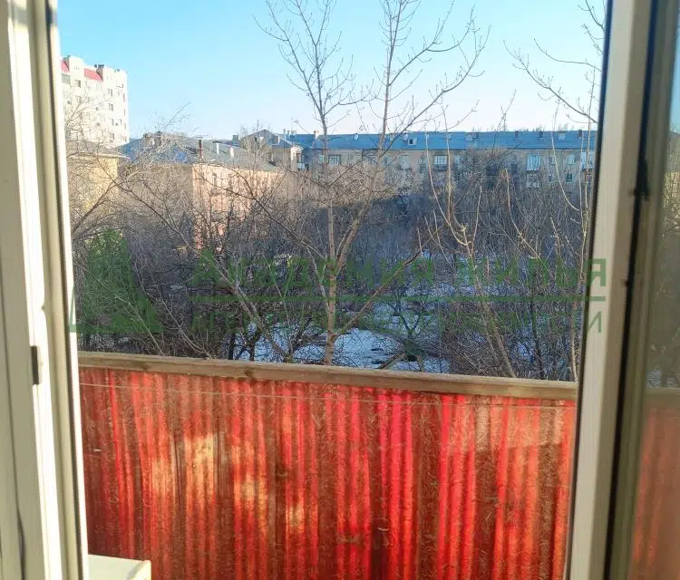 Продаётся 3-комнатная квартира, 58 м²