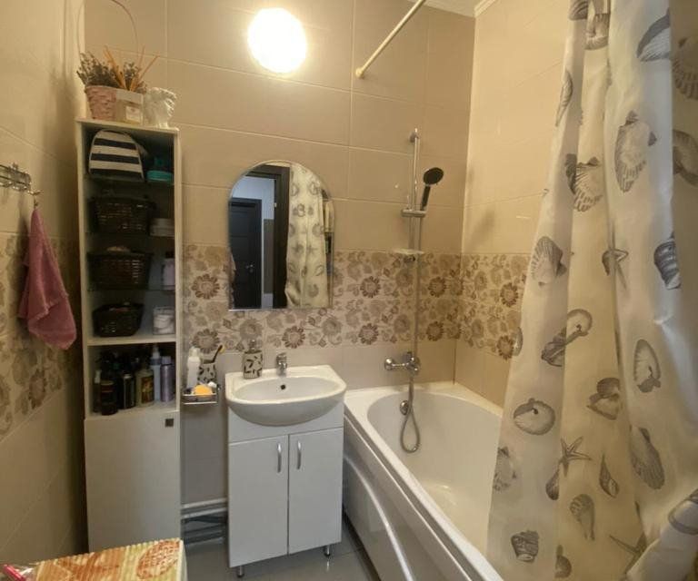 Продаётся 3-комнатная квартира, 62.5 м²