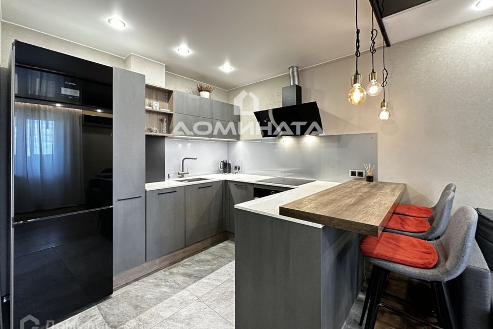Продаётся 1-комнатная квартира, 41.7 м²