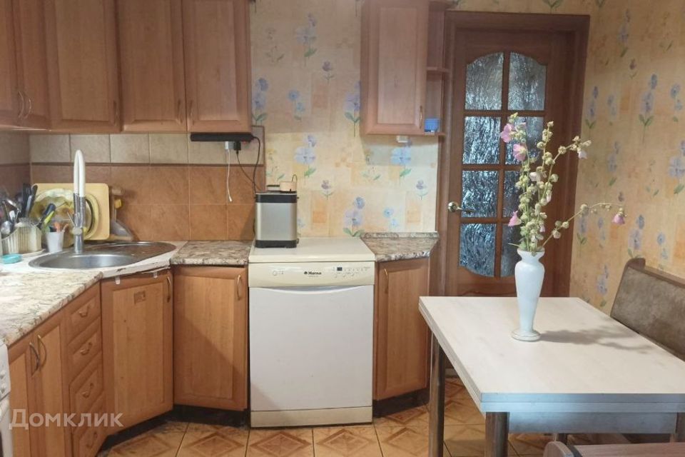 Продаётся 3-комнатная квартира, 71.3 м²
