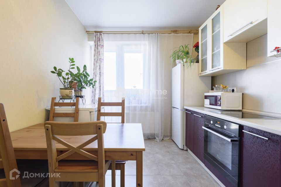 Продаётся 1-комнатная квартира, 41 м²