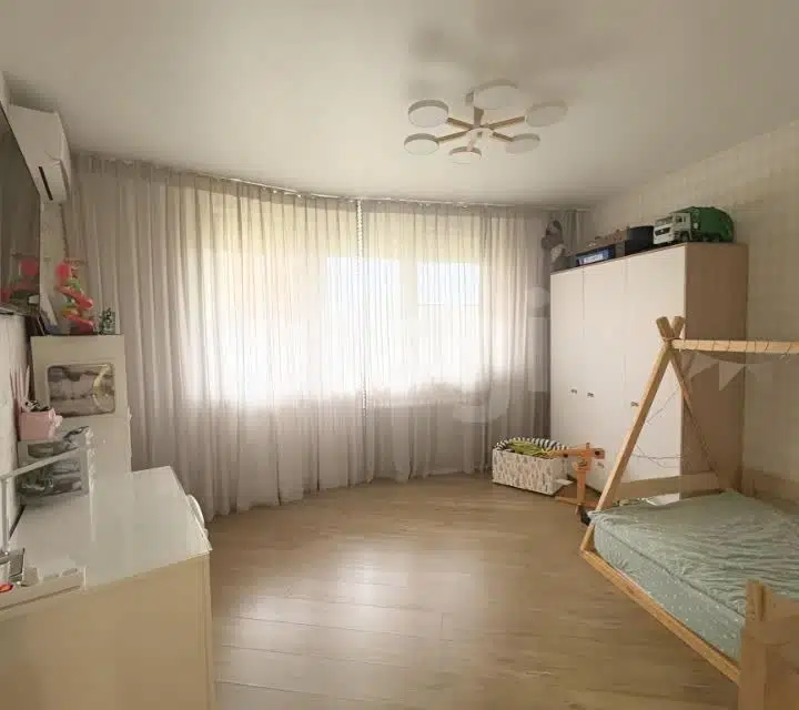 Продаётся 2-комнатная квартира, 62 м²