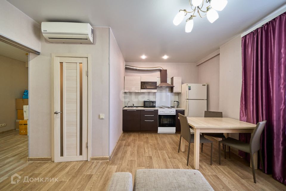 Продаётся 2-комнатная квартира, 57.6 м²