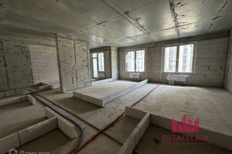 Продаётся 3-комнатная квартира, 105.4 м²