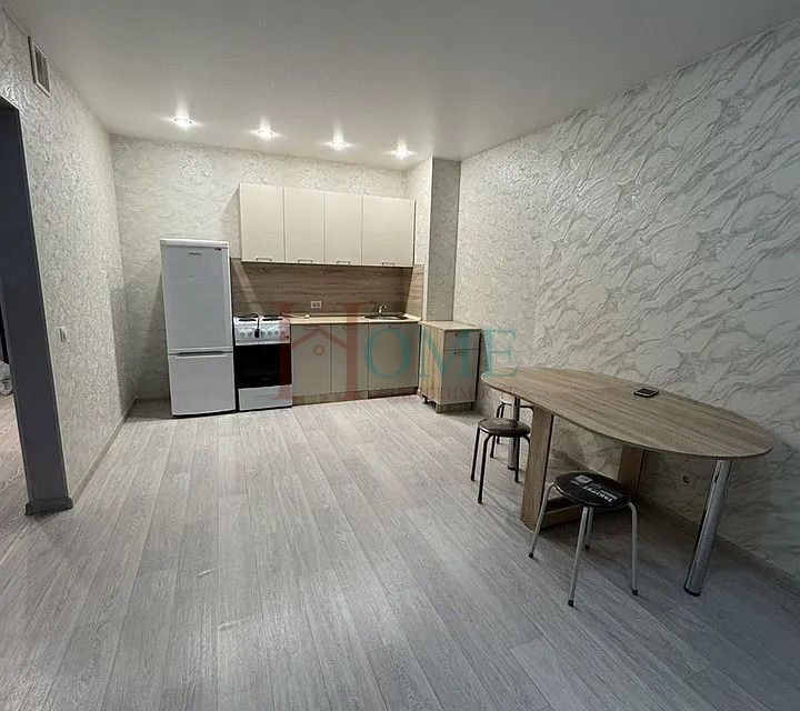 Сдаётся 2-комнатная квартира, 41.8 м²