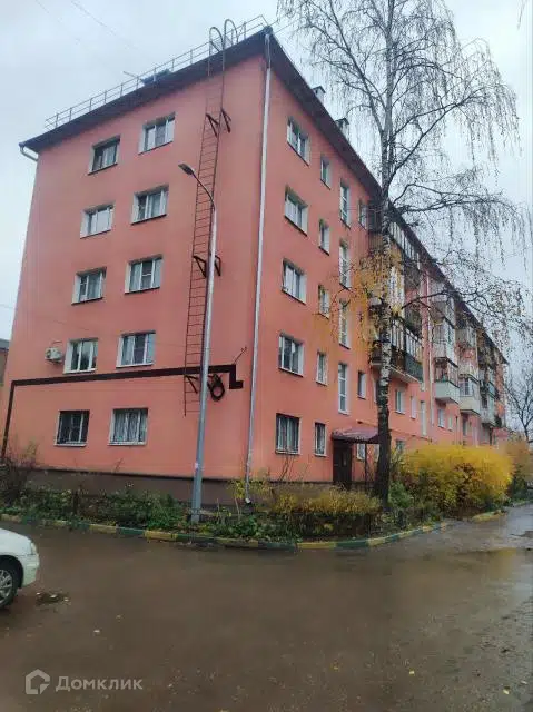 Продаётся 3-комнатная квартира, 41.6 м²