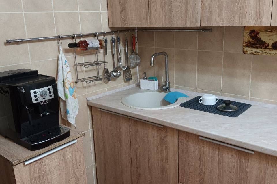 Продаётся 4-комнатная квартира, 81.2 м²