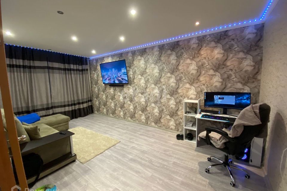 Продаётся 3-комнатная квартира, 69.8 м²