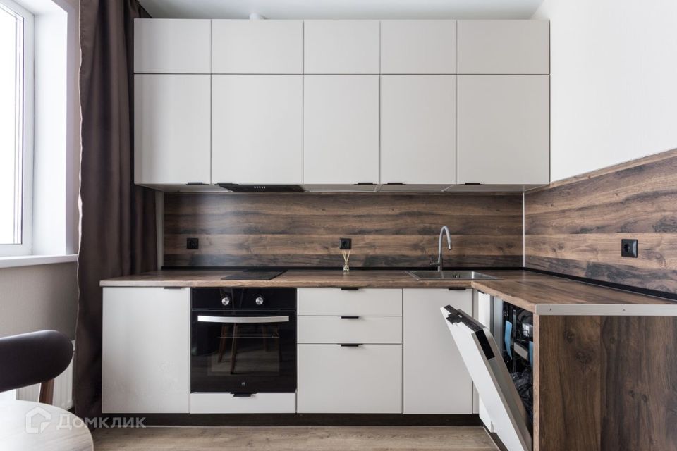 Продаётся 1-комнатная квартира, 40.6 м²