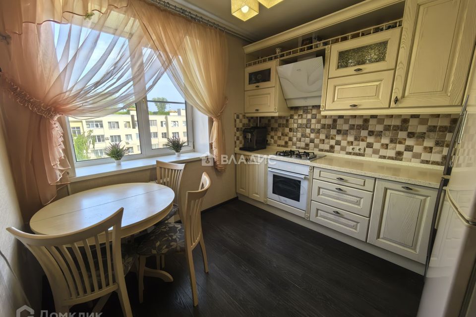 Продаётся 3-комнатная квартира, 74.5 м²